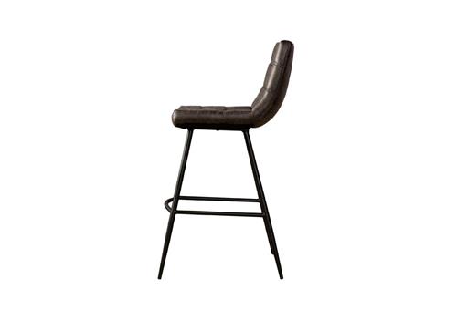 Navarra barstool in interieur, cognac stof, zwarte frame