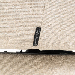 Eetkamerstoel Quiriro biscotti vanaf zijde, comfortabel en verfijnd