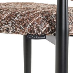 Barstoel Dantes vanuit bovenaf, met een heldere achtergrond