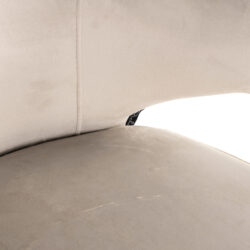 Eetkamerstoel Xandra khaki velvet in gebruik