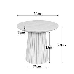 Moderne houten bijzettafel met ronde top en verticale lamellen, ideaal voor woonkamer of slaapkamer, afmetingen 50x30x46 cm.