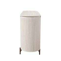 Wit houten wastafelmeubel van Mokana met een strak, modern ontwerp en verticale lamellen, perfect voor een eigentijdse badkamer.