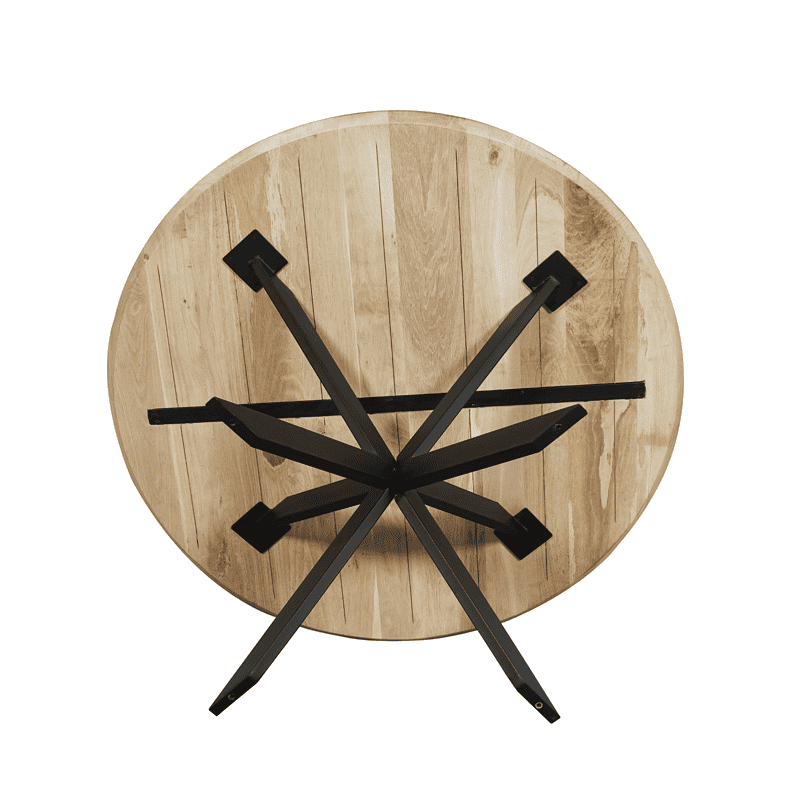 Ronde eiken eettafel Ferris met natuurlijke afwerking en zwart metalen poten, diameter 110 cm, perfect voor moderne eetkamers.