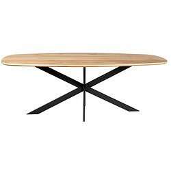 Eettafel Ferris in een interieur met stoelen en licht