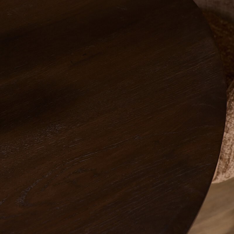 Eiken eettafel Ferris, ronde 110 cm, bruin, massief hout, modern design, perfect voor eetkamers, duurzame meubelkeuze, stijlvolle en functionele tafel.