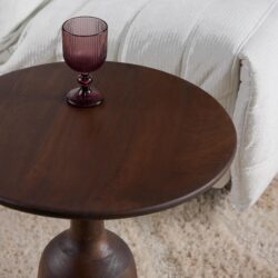 Textuur bijzettafel Donna brown mangohout