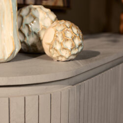 Dressoir Solana taupe, textuur mangohout