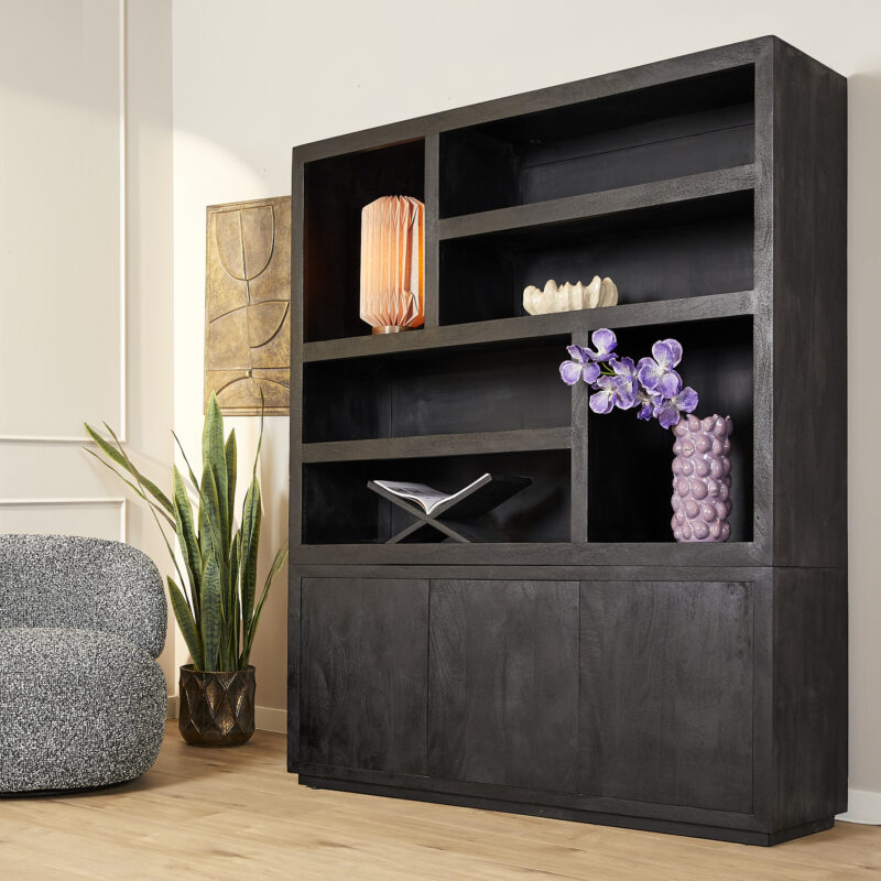 Vakkenkast Brussel Black XL, stijlvolle woonkast met mango-hout en black finish