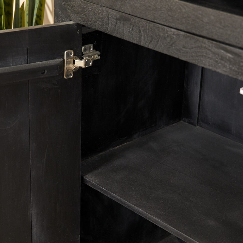 Perspectief van de Vakkenkast Brussel Black XL, mango-hout en black finish