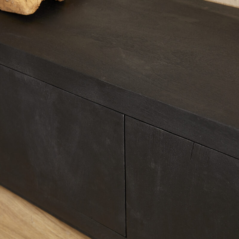 Detail afwerking black finish TV-meubel Brussel Black
