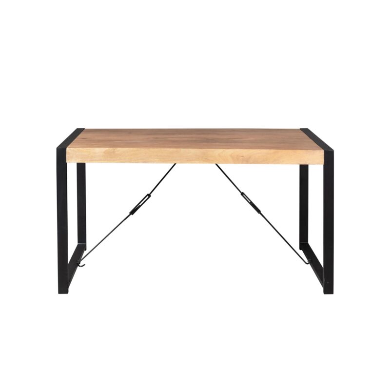 Eettafel Britt in interieur, woonserie Britt