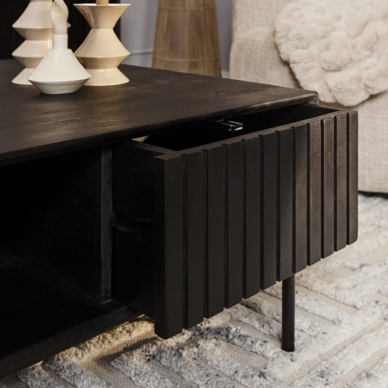 Salontafel Madison Black in een woonkamer, vierkant, 80 cm