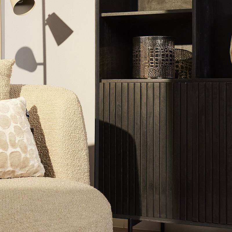 Textuur van het mangohout van de Vakkenkast Madison Black