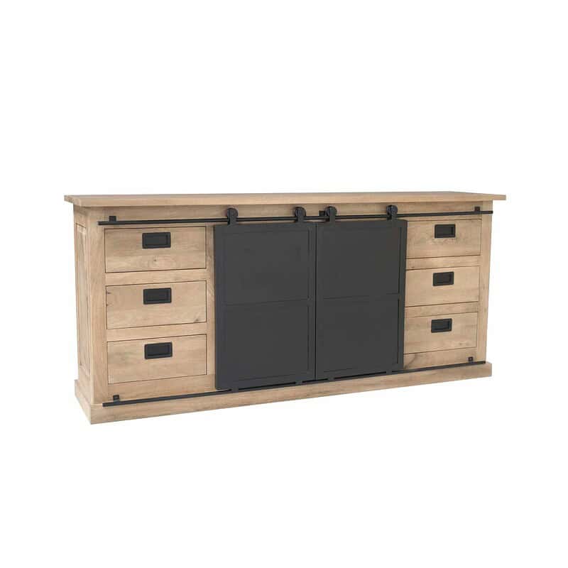 Ruimtelijk dressoir Fresno met zwarte schuifdeuren en houten laden.