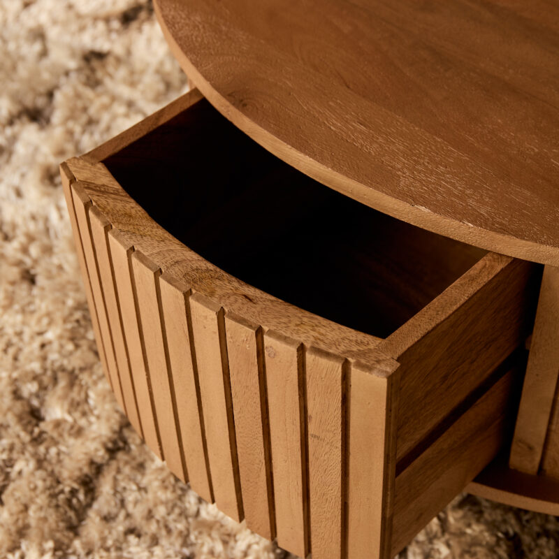 Salontafel Madison Natural in woonkamer, modern interieur