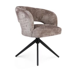 Eetkamerstoel Demi in clay in een interieur, met tafel en stoelen