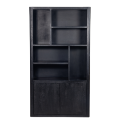 Tenna boekenkast in interieur, landelijk modern, zwart