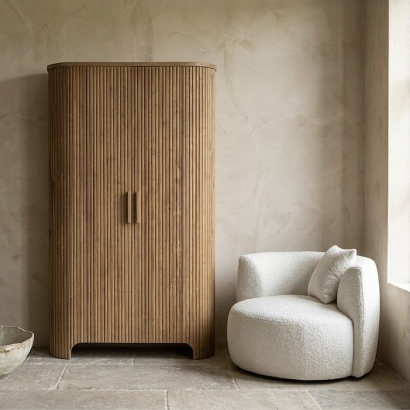 Wandkast Bailar massief teakhout verticale ribbels 120x220 cm Sventerior – Japandi interieur