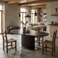 Eettafel Luxor brown oval 235, hoogwaardig eiken, elegante ovale vorm