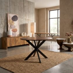 Eiken eettafel Ferris, ronde eettafel in brown, massief eikenhout en stalen frame