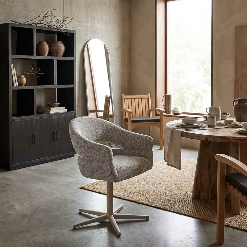 Jade eetkamerstoel beige stof gecoat staal comfortabel zitmeubel