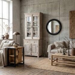 Unieke antieke Indiase kast met 3 laden in bruin hout