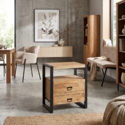 Ladenkast Britt in mangohout met zwarte metalen frame en handgreep