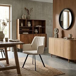 Louise eetkamerstoel beige, comfortabel en elegant stof en gecoat staal