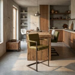 Rocca barstool in bullgroen met origineel metaal finish