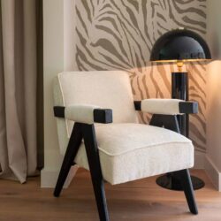 Hoekperspectief van de lounge stoel Cooper