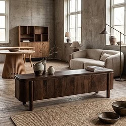 Salano Brown 210 cm kast, strak vormgegeven, mangohout, warmbruin