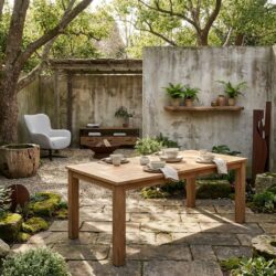 Rechthoekige teakhouten eetkamertafel Evoy van Livingfurn in natuurlijk hout