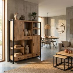 Vakkenkast Britt, mangohout, lichte finish, metalen frame en handgreep