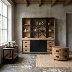 Vitrinekast Novelle 200, zwarte metalen accenten, mangohout, stijlvol