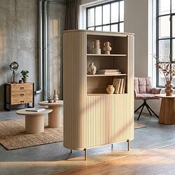 Moderne Mokana meubelkast met verticale ribbels, geschikt voor woonkamers, gemaakt van hoogwaardig hout, met open planken voor decoratie en opbergruimte.