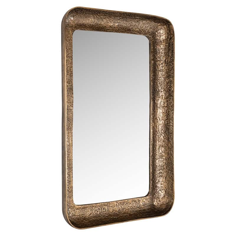 Een stijlvolle vintage metalen spiegel met een robuuste, rustieke afwerking, perfect voor een industrieel interieur. Ontdek unieke meubelstukken bij Mokana Meubelen voor een karaktervolle uitstraling.