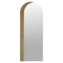 Elegante staande spiegel met gouden rand en wit spiegeloppervlak, modern design voor slaapkamer of woonkamer.