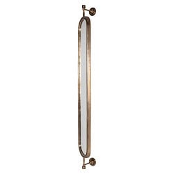 Elegante lange wandspiegel met goudkleurig metalen frame, perfect voor moderne interieurdecoratie en het toevoegen van een luxe uitstraling aan elke kamer.