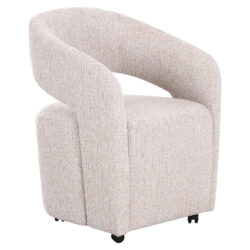 Detailopname armleuning en bekleding eetkamerstoel Vixen in beige stof