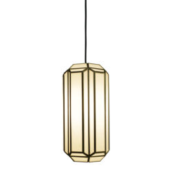 Detail van de handgemaakte hanglamp Elona in brass met antieke uitstraling