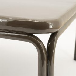 Salontafel Zilo donkerbruin in woonkamer interieur met industriële stijl