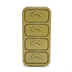 Detail van de high gloss groene afwerking van kast Gubby large MDF