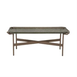 Detail van glazen tafelblad en metalen frame salontafel Liri bruin