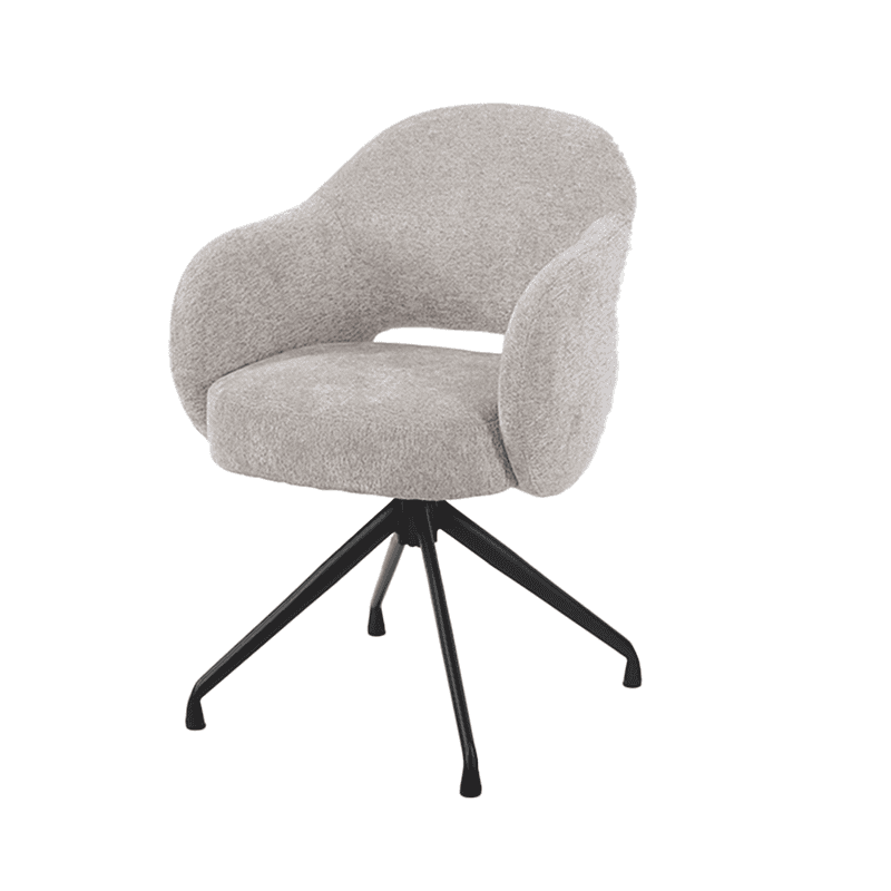 Moderne stoffen zitstoel met comfortabele bekleding en zwarte metalen pootjes, ideaal voor woonkamer of kantoor.