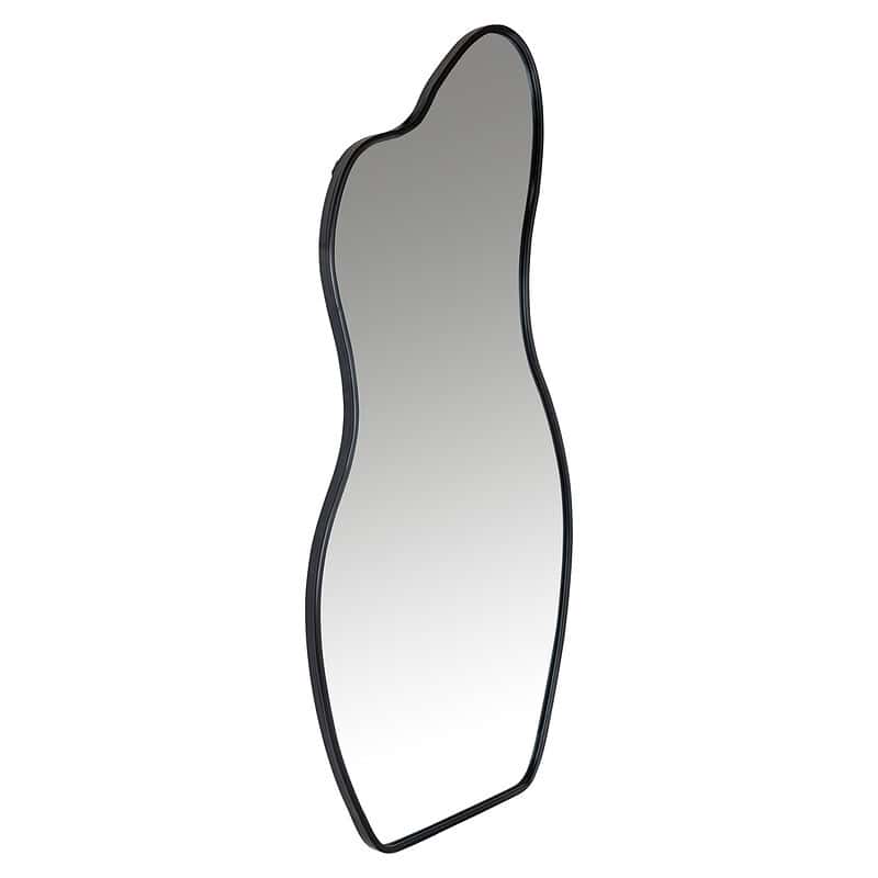 Moderne zwarte spiegel Aldon met uniek gevormd frame, perfect voor een stijlvolle en functionele decoratie in elke ruimte.