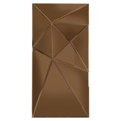 Detail van geometrische facetten en gouden accenten op handgemaakte spiegel Joni