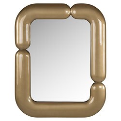 Luxe gouden spiegel Aubry met moderne vierkante vorm, perfect voor elegante interieurdecoratie en stijlvolle woonruimtes.