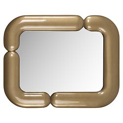 Luxe spiegel Aubry in goudkleurig frame, perfect voor moderne interieurdecoratie, met een elegante en stijlvolle uitstraling.