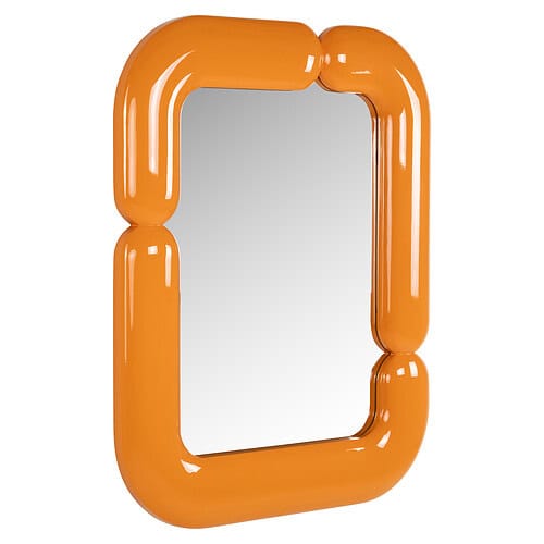 Spiegel Ayla in opvallende oranje kleur met modern design, perfect voor een speelse en kleurrijke interieurstijl. Gemaakt van hoogwaardige materialen voor duurzaamheid en stijl.