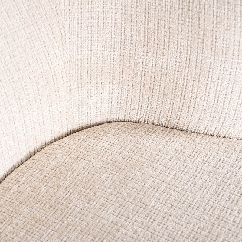 Close-up van de beige bekleding en het ontwerp van de Cheyenne Niagara eetkamerstoel met draaifunctie, perfect voor een stijlvolle en comfortabele eetkamer.